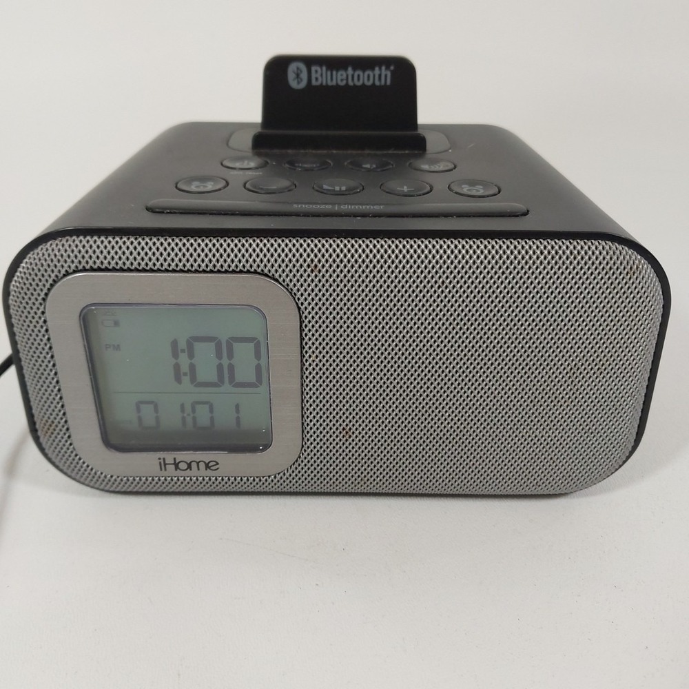 iHome Bluetooth Wireless Speaker IBT22A Dual Alarm Clock With USB Charger port